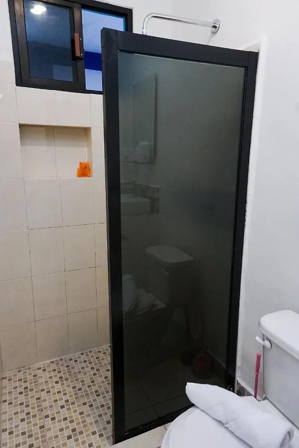 Hotel Linda Vecindad Playa Del Carmen