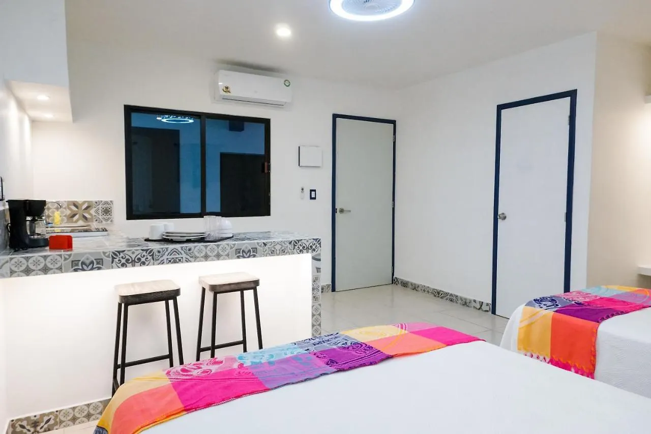 Hotel Linda Vecindad Playa Del Carmen México