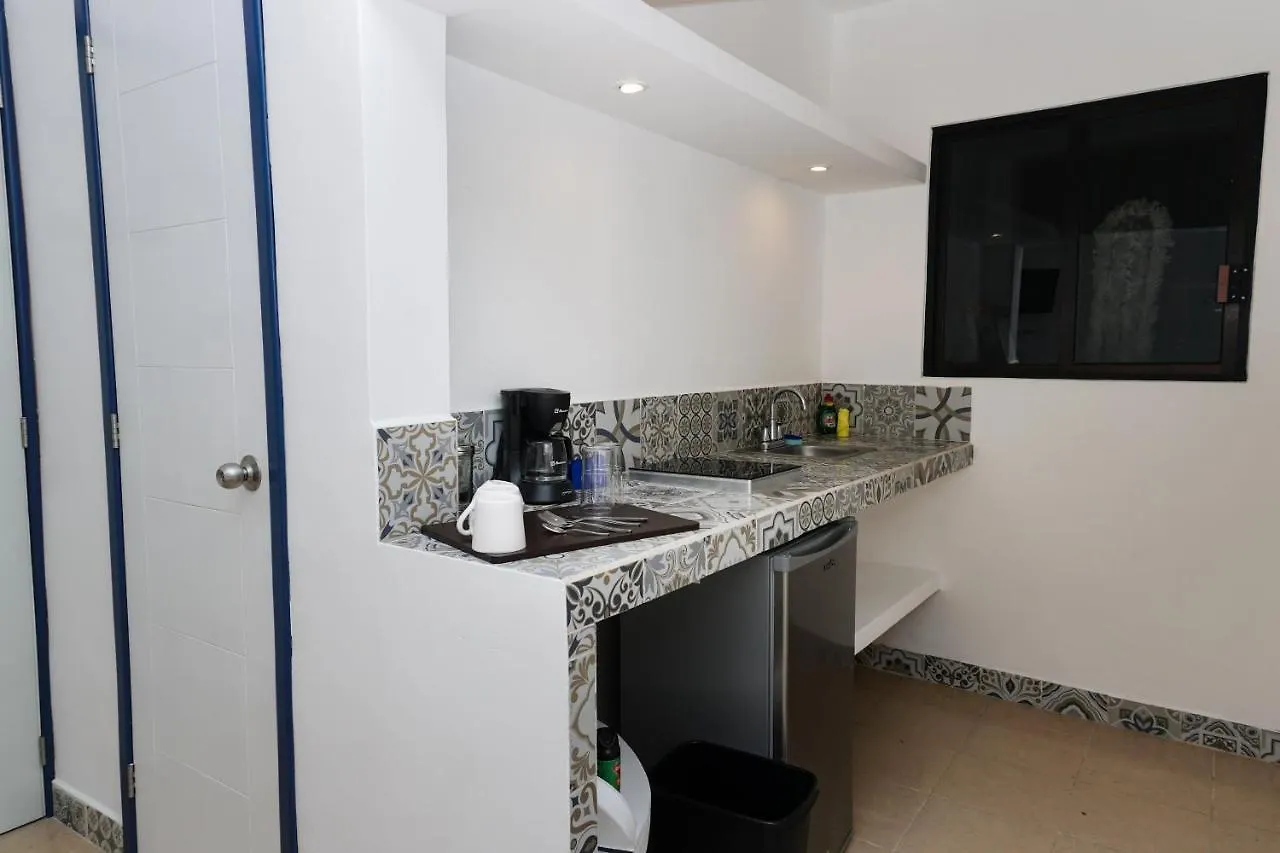 Hotel Linda Vecindad Playa Del Carmen México